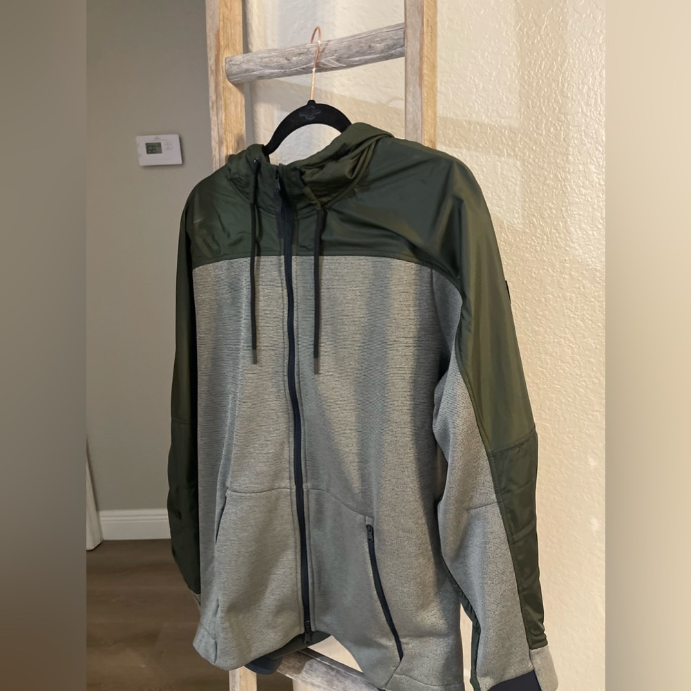 Men’s under armour fleece zip up
